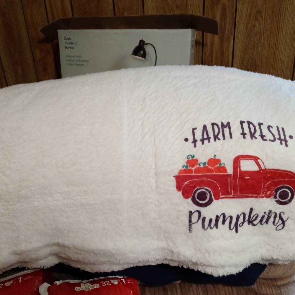 Throw Blankets - Picture 2 of 2
